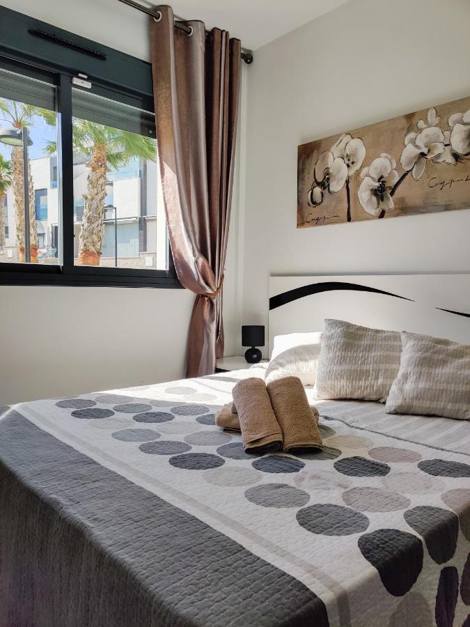 Oasis Beach Apartments Alicante Exterior foto